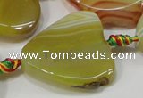 CAA693 15.5 inches 30*30mm twisted heart agate gemstone beads