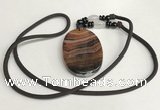 NGP5687 Agate oval pendant with nylon cord necklace