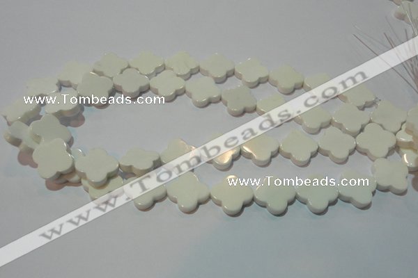 CAG3427 15.5 inches 18*18mm flower white agate gemstone beads