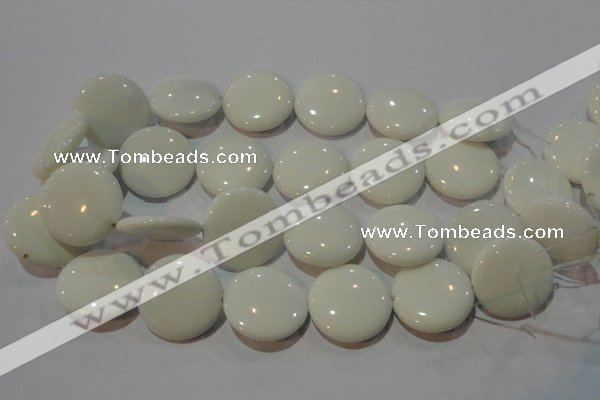 CAG7253 15.5 inches 14mm flat round white agate gemstone beads