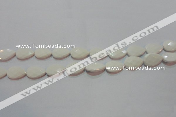 CAG7264 15.5 inches 10*14mm faceted flat teardrop white agate beads