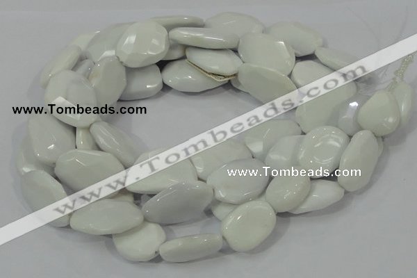 CAG730 15.5 inches 20*30mm faceted freeform white agate beads