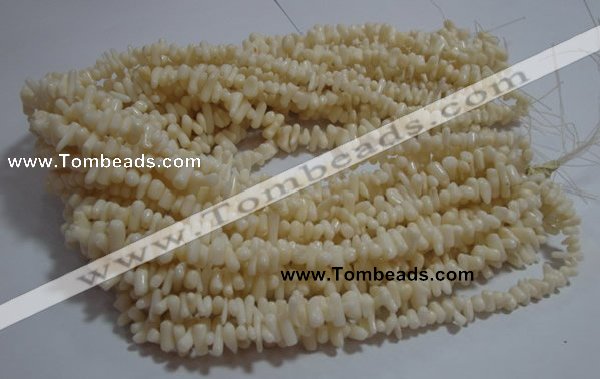 CCB93 15.5 inch 4*11mm irregular branch white coral chip beads