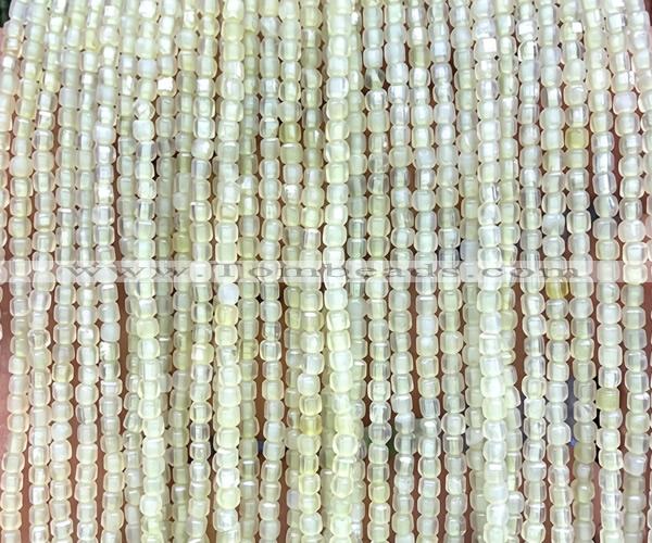 CCU1692 15 inches 2.5mm faceted cube New jade beads wholesale