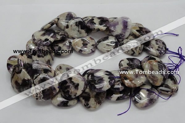 CDA15 15.5 inches 30*30mm triangle dogtooth amethyst quartz beads