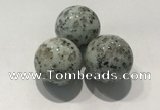 CDN1101 30mm round kiwi jasper decorations wholesale