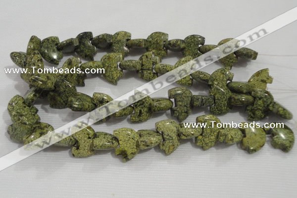 CFG794 12.5 inches 14*18mm carved animal green lace gemstone beads