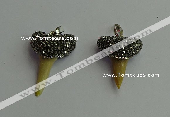 CGP399 20*25mm - 22*35mm shark teeth pendants wholesale