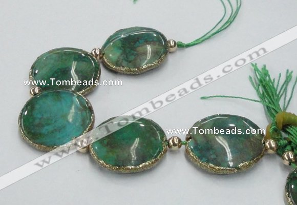 CNG2192 7.5 inches 30mm flat round agate beads with brass setting