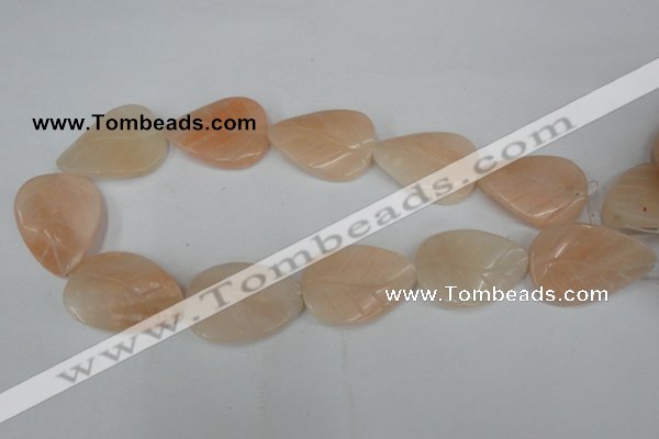 CPI158 15.5 inches 25*35mm carved leaf pink aventurine jade beads