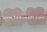 CRQ714 15.5 inches 20*20mm carved flower rose quartz beads