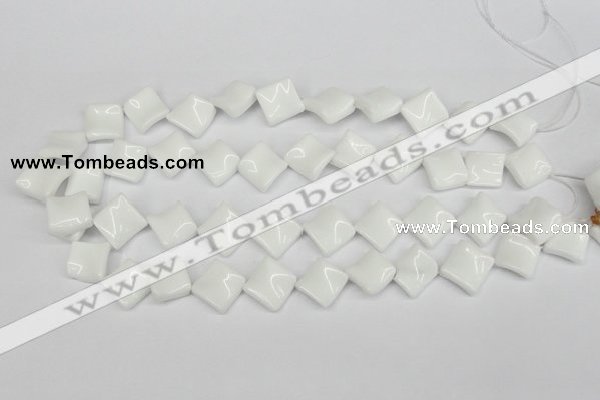 CTW57 15.5 inches 15*15mm twisted diamond white agate beads